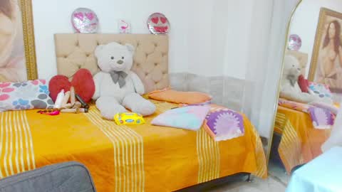 Snapshot of dolldirtyxxx1 chatting on April 2026 05:44:02 AM ilona online show from April 2026 05:44:02 AM