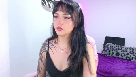 Isabela   Independet model 3 online show from April 2026 01:58:02 AM