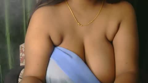 Snapshot of dolly_2 chatting on January 2025 08:18:02 AM dolly_2 online show from January 2025 08:18:02 AM