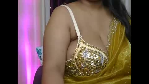 dolly_2 online show from June 2026 04:13:01 AM