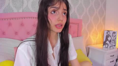 dolly_kitter online show from June 2026 12:33:02 PM