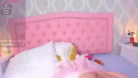 dolly_kitter online show from June 2026 11:45:02 AM