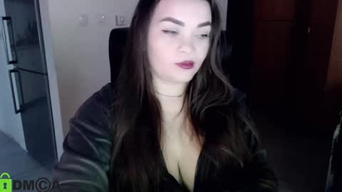 Snapshot of dolly_sun chatting on December 2024 09:05:02 AM ILONA online show from December 2024 09:05:02 AM