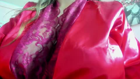 Call me Zoe  online show from October 2025 04:42:01 AM