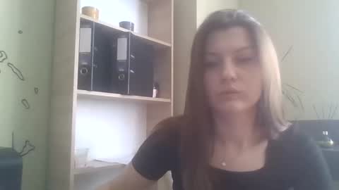 Snapshot of dollyroma chatting on November 2025 09:09:02 AM DollyRoma online show from November 2025 09:09:02 AM