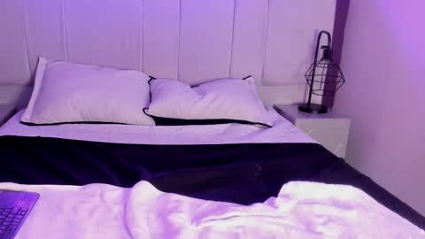 DollyWood  online show from October 2025 08:28:01 PM