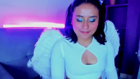 DollyWood  online show from October 2025 08:09:02 PM