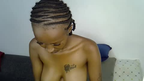dolsexy online show from May 2026 03:35:02 AM