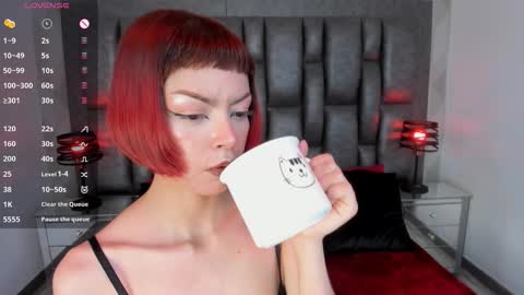 Snapshot of dolyconor chatting on October 2025 08:27:02 PM Dolly online show from October 2025 08:27:02 PM