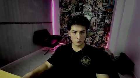 Snapshot of dom_viktor chatting on September 2025 05:18:01 AM dom_viktor online show from September 2025 05:18:01 AM