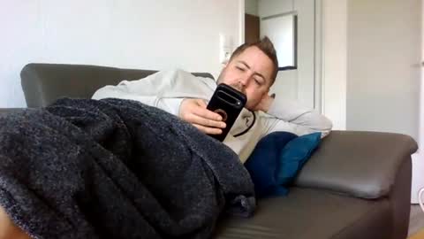 Snapshot of dombio_12 chatting on March 2026 01:13:02 PM dombio_12 online show from March 2026 01:13:02 PM