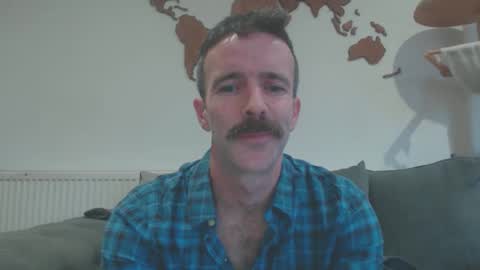 Snapshot of dombolio chatting on February 2026 01:51:01 PM Dombol online show from February 2026 01:51:01 PM