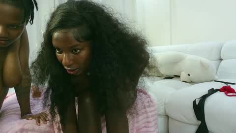 Amarie noels online show from January 2026 12:48:01 AM