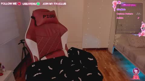 Snapshot of domina_deivis chatting on January 2025 08:53:02 AM I WILL BE BACK ON WEDNESDAY DECEMBER 4 0100AM COLOMBIA TIME online show from January 2025 08:53:02 AM