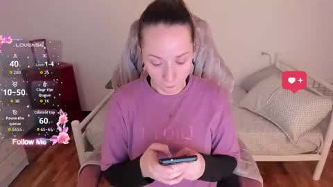 Snapshot of domina_deivis chatting on December 2025 01:05:01 PM I WILL BE BACK ON WEDNESDAY DECEMBER 4 0100AM COLOMBIA TIME online show from December 2025 01:05:01 PM