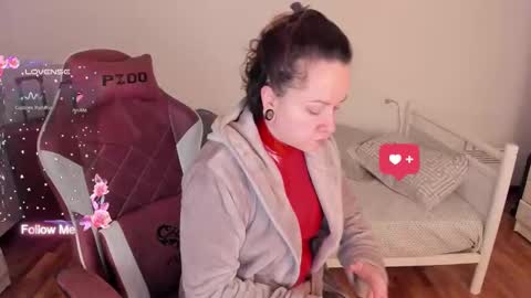 Snapshot of domina_deivis chatting on January 2026 07:12:02 AM I WILL BE BACK ON WEDNESDAY DECEMBER 4 0100AM COLOMBIA TIME online show from January 2026 07:12:02 AM