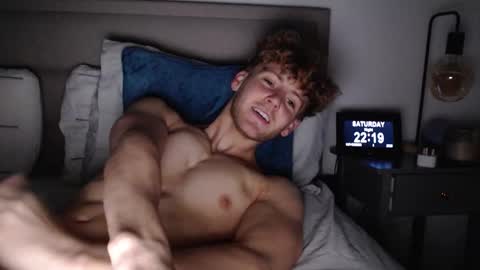 Snapshot of dominantalex182 chatting on November 2025 10:19:01 PM Alex... online show from November 2025 10:19:01 PM