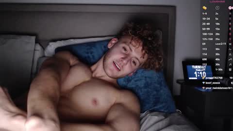 Snapshot of dominantalex182 chatting on December 2025 01:10:01 AM Alex... online show from December 2025 01:10:01 AM