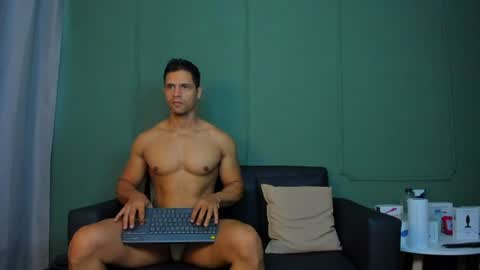 Dominc berry online show from June 2026 12:30:01 PM