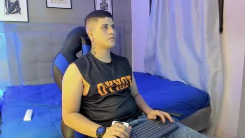 DOMI online show from February 2026 03:33:01 AM