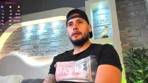 dominic de luca online show from November 2025 03:16:02 AM