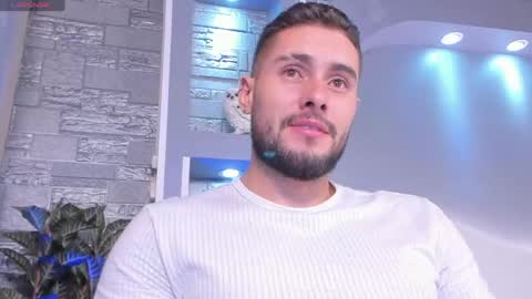 dominic de luca online show from May 2026 03:34:01 AM