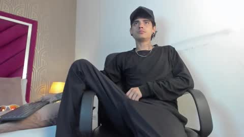 Dominic foox online show from March 2026 12:21:01 PM