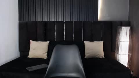 Dominic online show from September 2025 01:40:02 AM