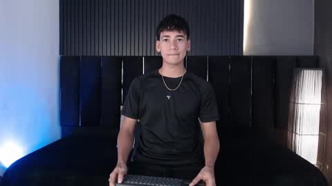 Dominic online show from January 2026 04:17:01 AM