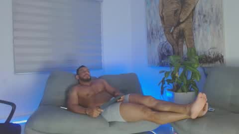 Snapshot of dominic_hulk1 chatting on January 2025 05:05:01 AM dominic_hulk1 online show from January 2025 05:05:01 AM