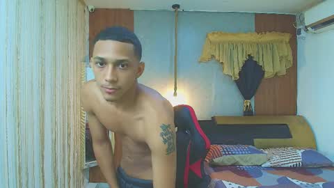 Snapshot of dominic_smith_ chatting on April 2026 05:49:02 AM dominic_smith_ online show from April 2026 05:49:02 AM