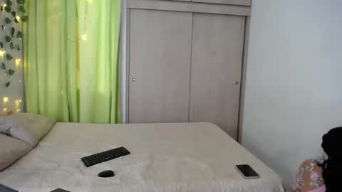 dominic_sofia online show from May 2026 12:12:02 PM