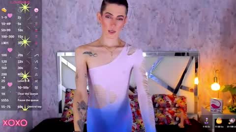 Dominic online show from October 2025 02:29:01 PM