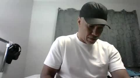 Snapshot of dominicanorico chatting on September 2025 06:18:02 AM luis online show from September 2025 06:18:02 AM