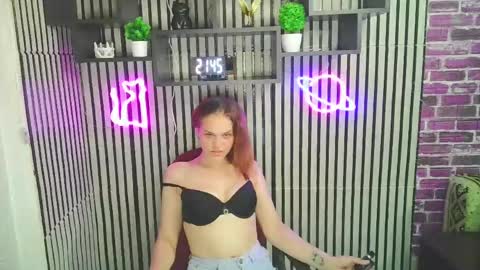 DominicaVina online show from June 2026 06:45:01 PM