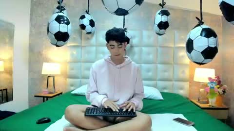 DOMINIC  online show from June 2026 07:34:02 PM