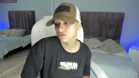 Snapshot of dominick_joness chatting on January 2025 08:21:02 PM Dominick online show from January 2025 08:21:02 PM