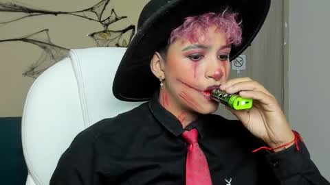 Snapshot of dominick_joness chatting on October 2025 04:22:02 AM Dominick online show from October 2025 04:22:02 AM