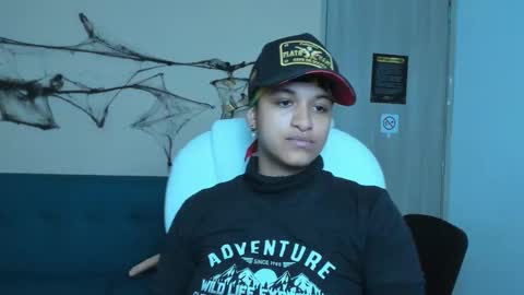 Snapshot of dominick_joness chatting on October 2025 05:32:02 AM Dominick online show from October 2025 05:32:02 AM