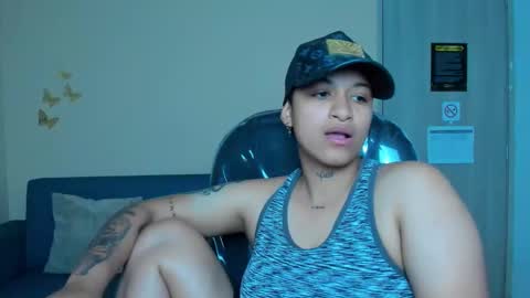 Snapshot of dominick_joness chatting on November 2025 05:14:01 PM Dominick online show from November 2025 05:14:01 PM