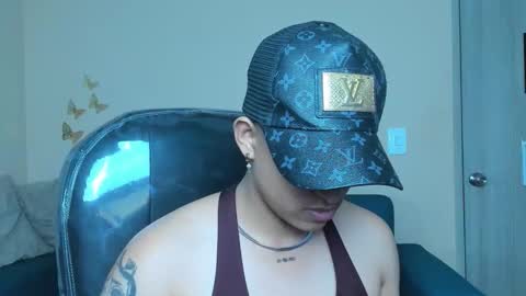 Snapshot of dominick_joness chatting on November 2025 08:15:02 AM Dominick online show from November 2025 08:15:02 AM