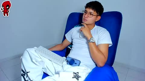  Dominic  online show from May 2026 12:38:01 AM
