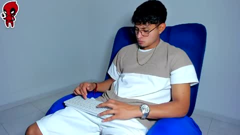  Dominic  online show from May 2026 03:12:01 AM