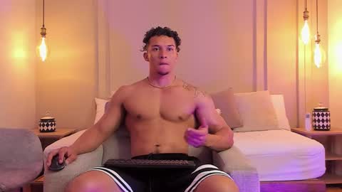 Dominick Star online show from March 2025 05:11:01 AM