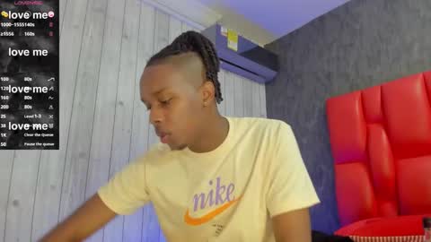 Snapshot of dominicsccott chatting on March 2025 12:48:01 PM Dominicscott online show from March 2025 12:48:01 PM