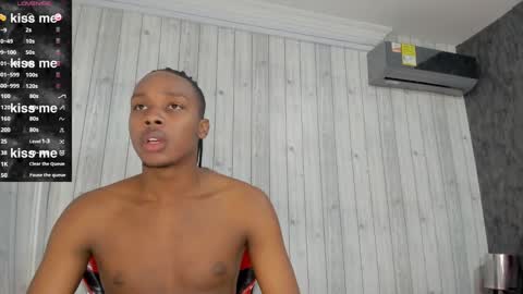 Snapshot of dominicsccott chatting on March 2025 12:39:02 PM Dominicscott online show from March 2025 12:39:02 PM