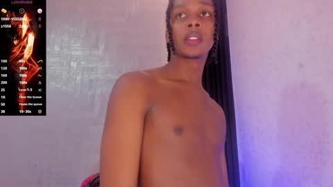 Snapshot of dominicsccott chatting on September 2025 12:49:02 PM Dominicscott online show from September 2025 12:49:02 PM