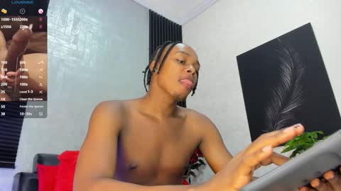 Snapshot of dominicsccott chatting on September 2025 01:21:01 PM Dominicscott online show from September 2025 01:21:01 PM