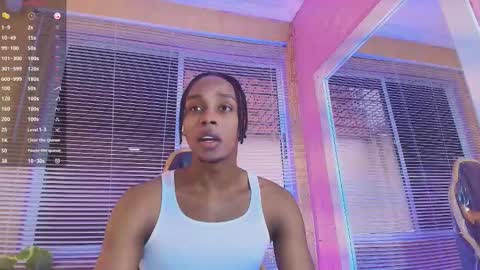 Snapshot of dominicsccott chatting on September 2025 01:13:02 PM Dominicscott online show from September 2025 01:13:02 PM