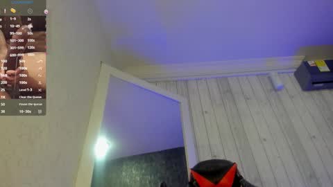 Snapshot of dominicsccott chatting on September 2025 12:43:02 PM Dominicscott online show from September 2025 12:43:02 PM